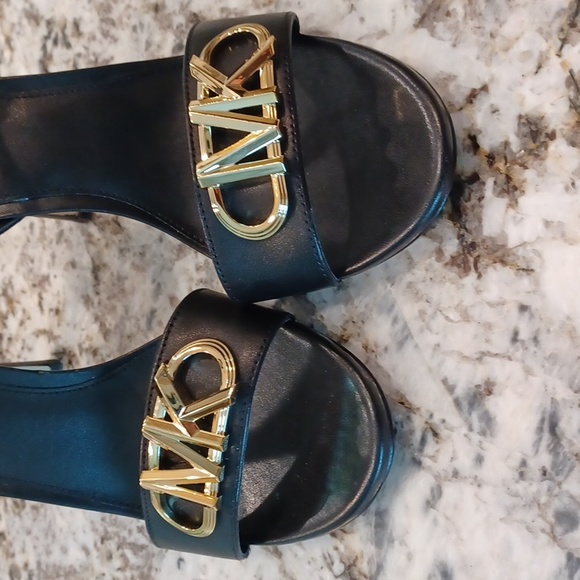 NEW Michael Kors Parker Black Leather Strappy  High Heel Sandals Women's Sizes - Picture 11 of 17